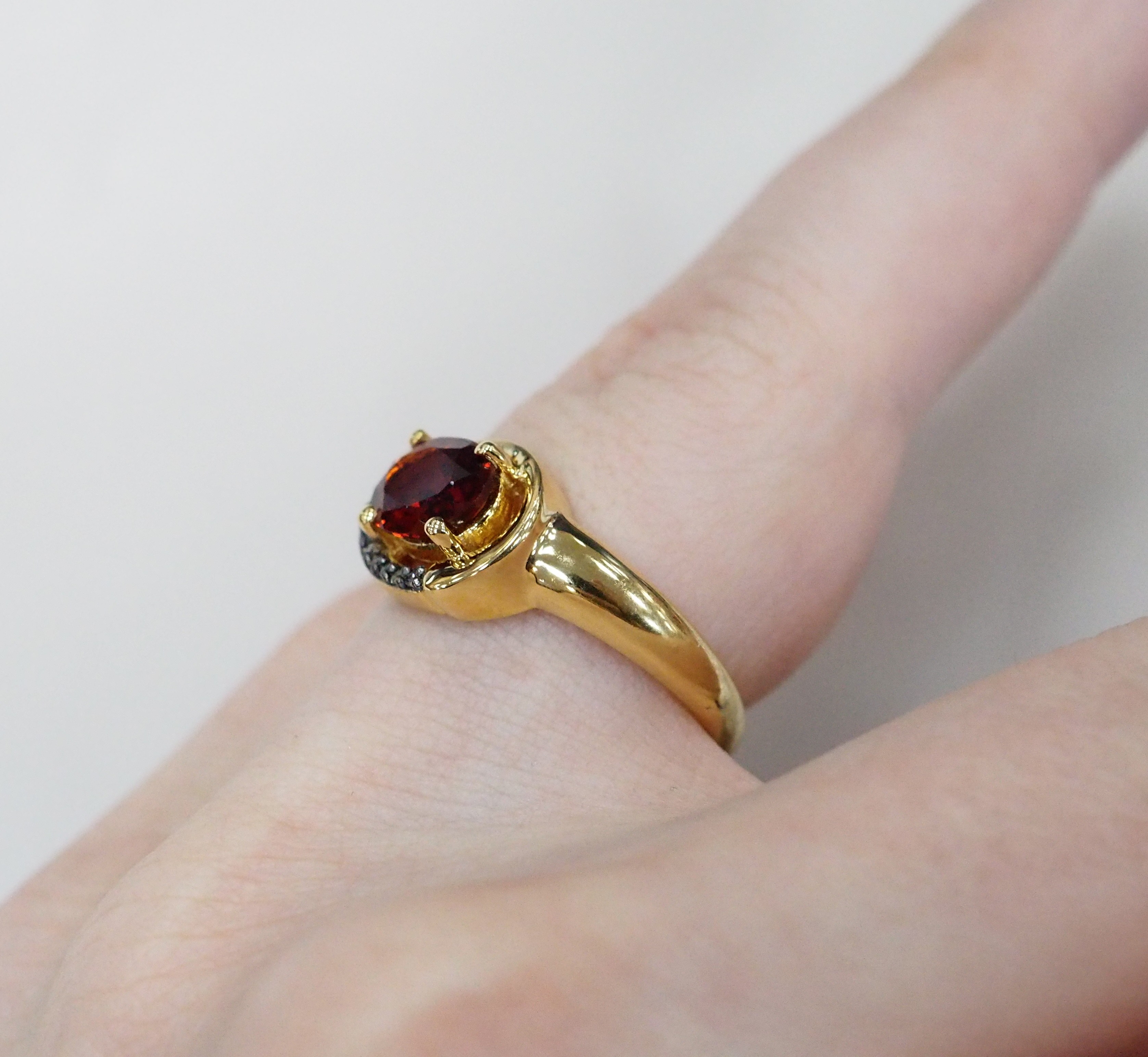 Серебряное кольцо с цитрином Мадейра